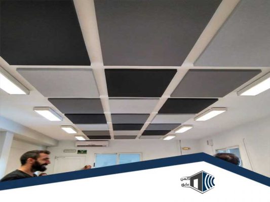 عایق صوتی دکوراتیو نصب شده در یک سقف آپارتمان