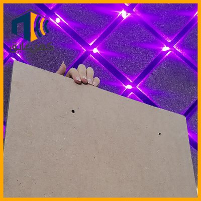 نمایی از پشت پنل اکوستیک نوری